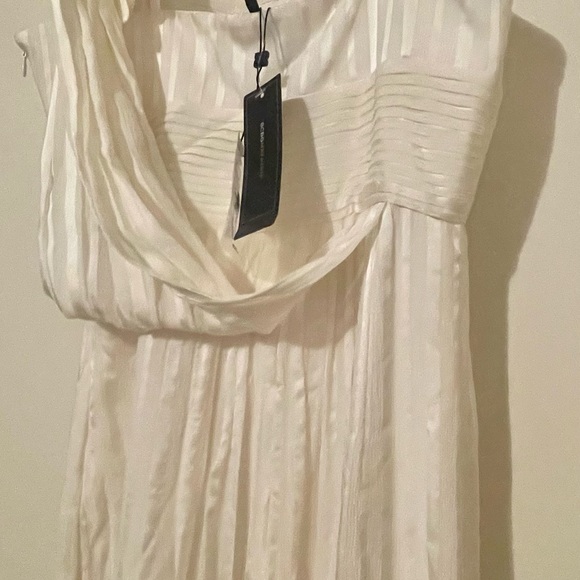 NWT-BCBG Maxazria SILK SATIN WHITE GOWN GODDESS DRESS WEDDING - Picture 3 of 7